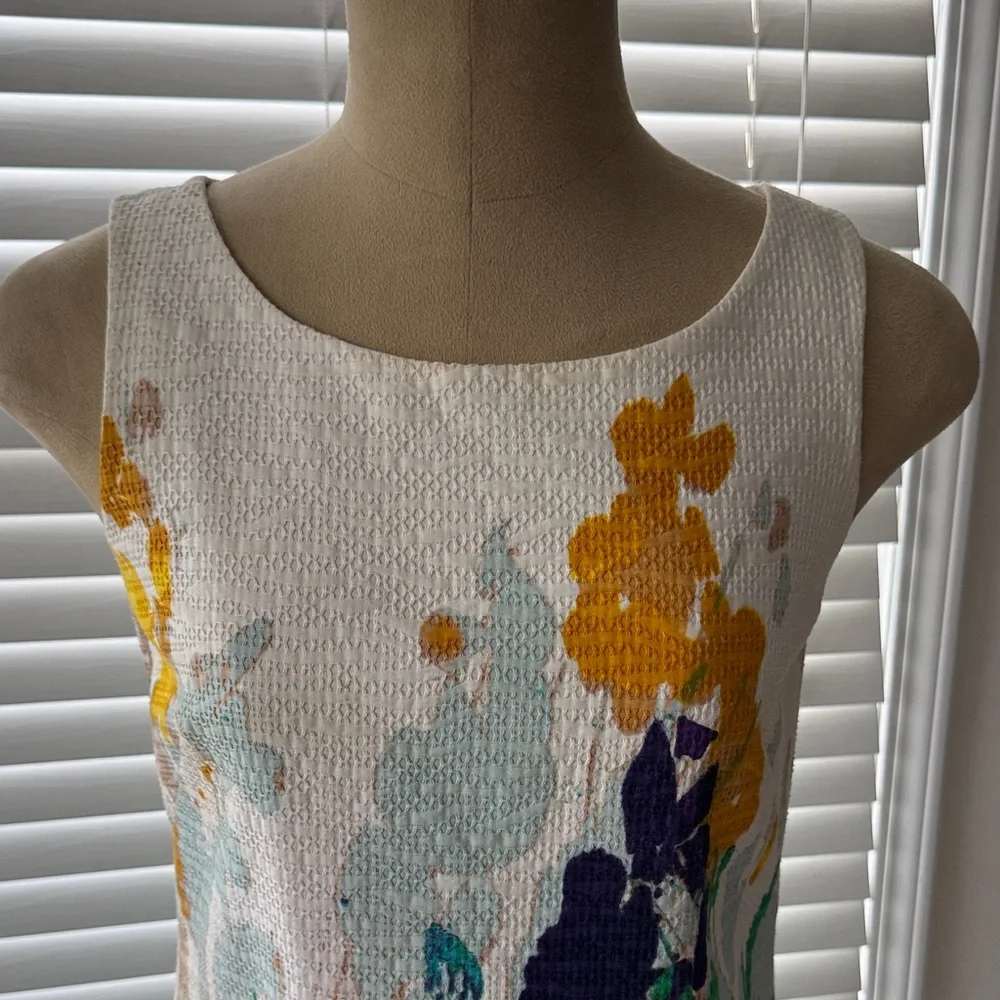 Eliza J White Floral-Print Sleeveless Shift Dress with Green & Navy Accents - Picture 2 of 6